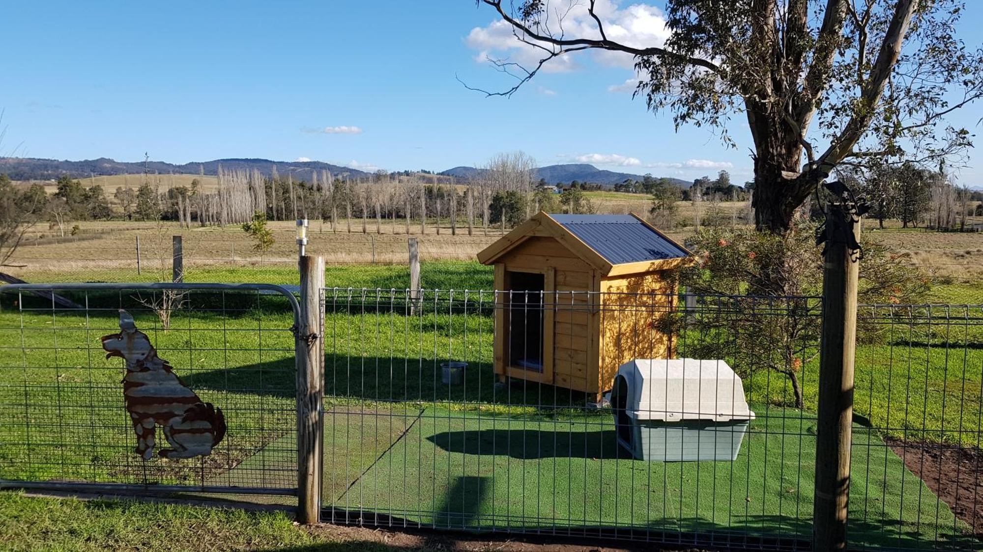 The Wattle Lodge Glendon Brook Exterior foto